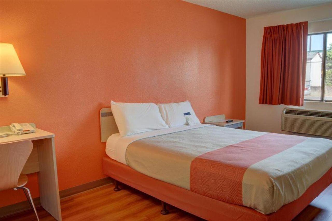 Motel 6-Salem, Or Экстерьер фото