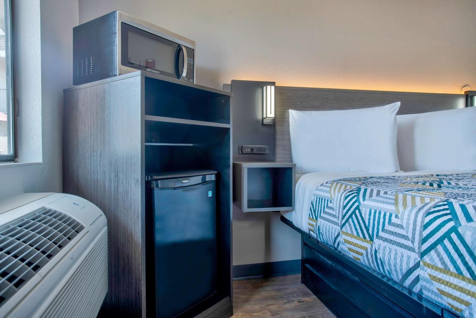 Motel 6-Salem, Or Экстерьер фото
